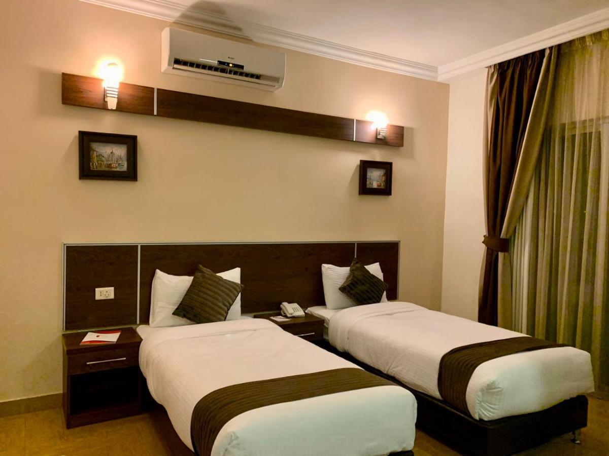Ream Hotel Amman Exterior foto