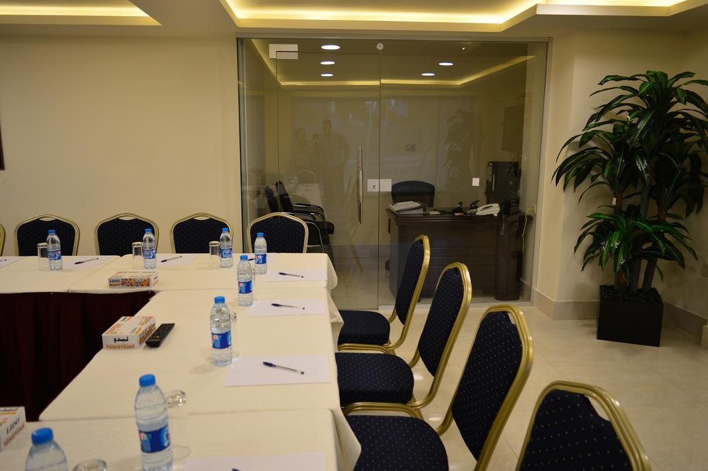 Ream Hotel Amman Exterior foto