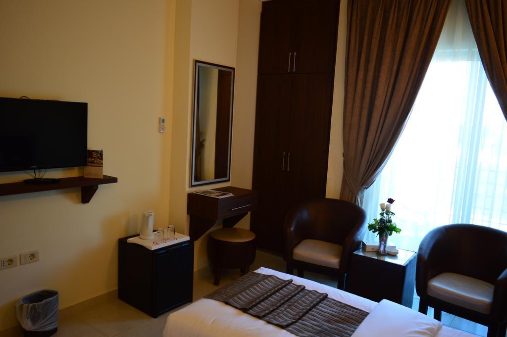 Ream Hotel Amman Cameră foto