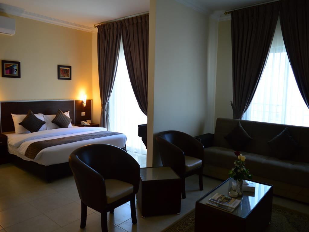 Ream Hotel Amman Cameră foto