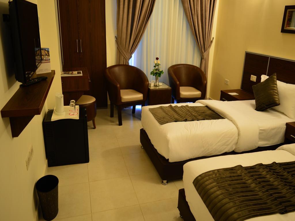 Ream Hotel Amman Exterior foto